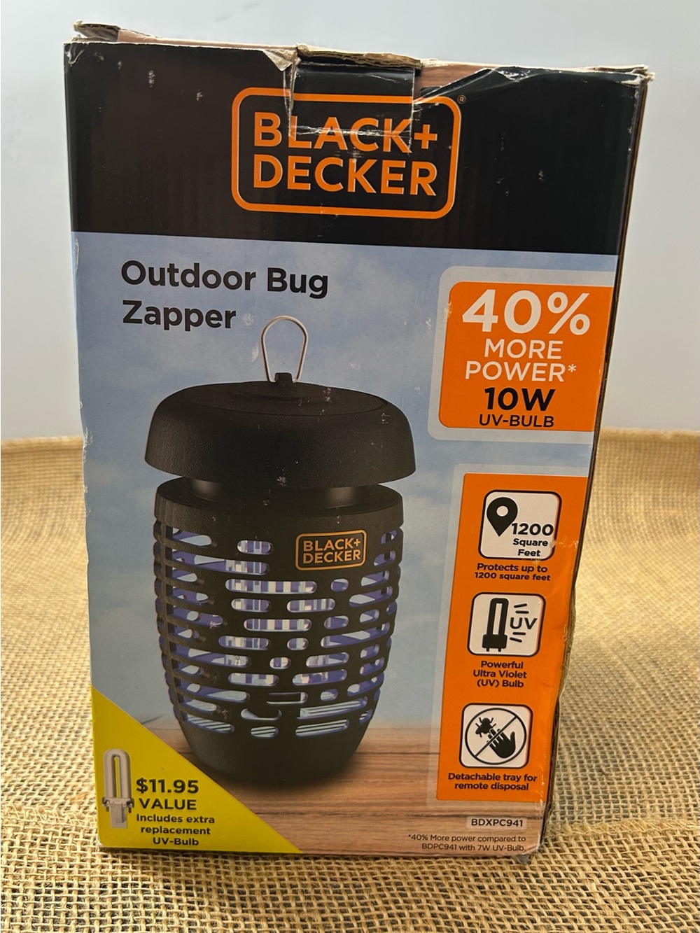 Black & Decker Black Outdoor Bug Zapper with Purple Glow
